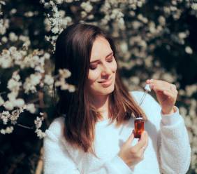 Aromaterapie je užitečná v prevenci sezónních onemocnění. Na co si ale musíte dát pozor?
