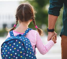 Konec léta, návrat k povinnostem a blízkost podzimu – jak vše zvládnout a zůstat v pohodě?