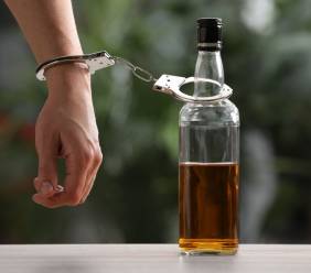 Kdy se alkohol stává závislostí a jak ji poznat?
