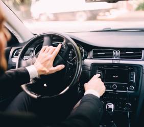 Správné sezení v autě - pro vaše zdraví a bezpečnou jízdu
