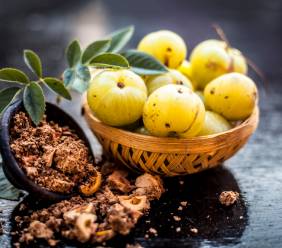 Vitamín C a jeho méně známé, zajímavé zdroje