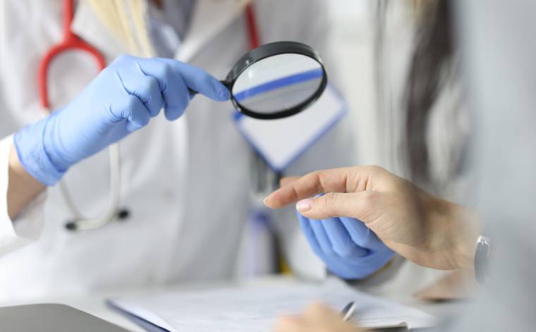 Pemphigus Vulgaris: Jak se projevuje a jak léčí?