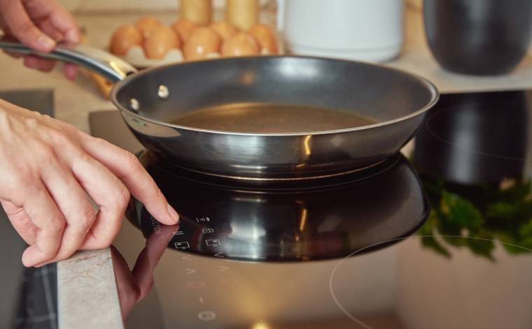 Vaření bez teflonu: jaké materiály jsou zdraví bezpečné a navíc vám vydrží dlouho?