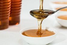 10 způsobů, jak využít léčivých účinků medu